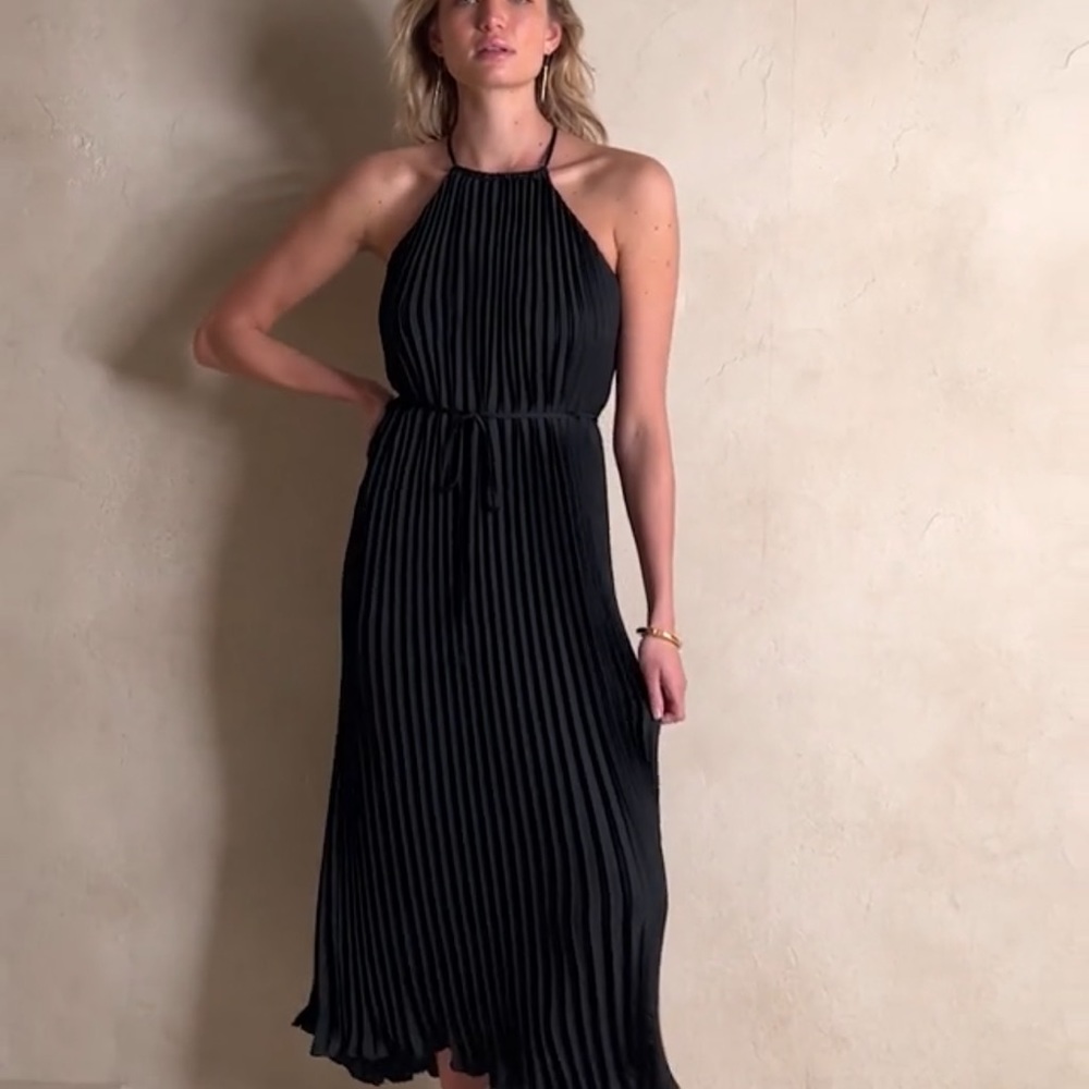 banana republic Halter pleated maxi dress